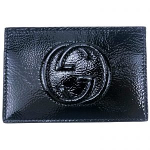 Authentic, New, and Unused Gucci Textured Patent Soho Envelope Card Case Wallet Black 337945 front view